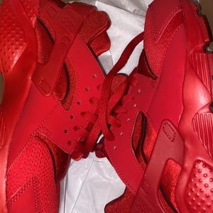 Nike Huaraches run/ University Red
